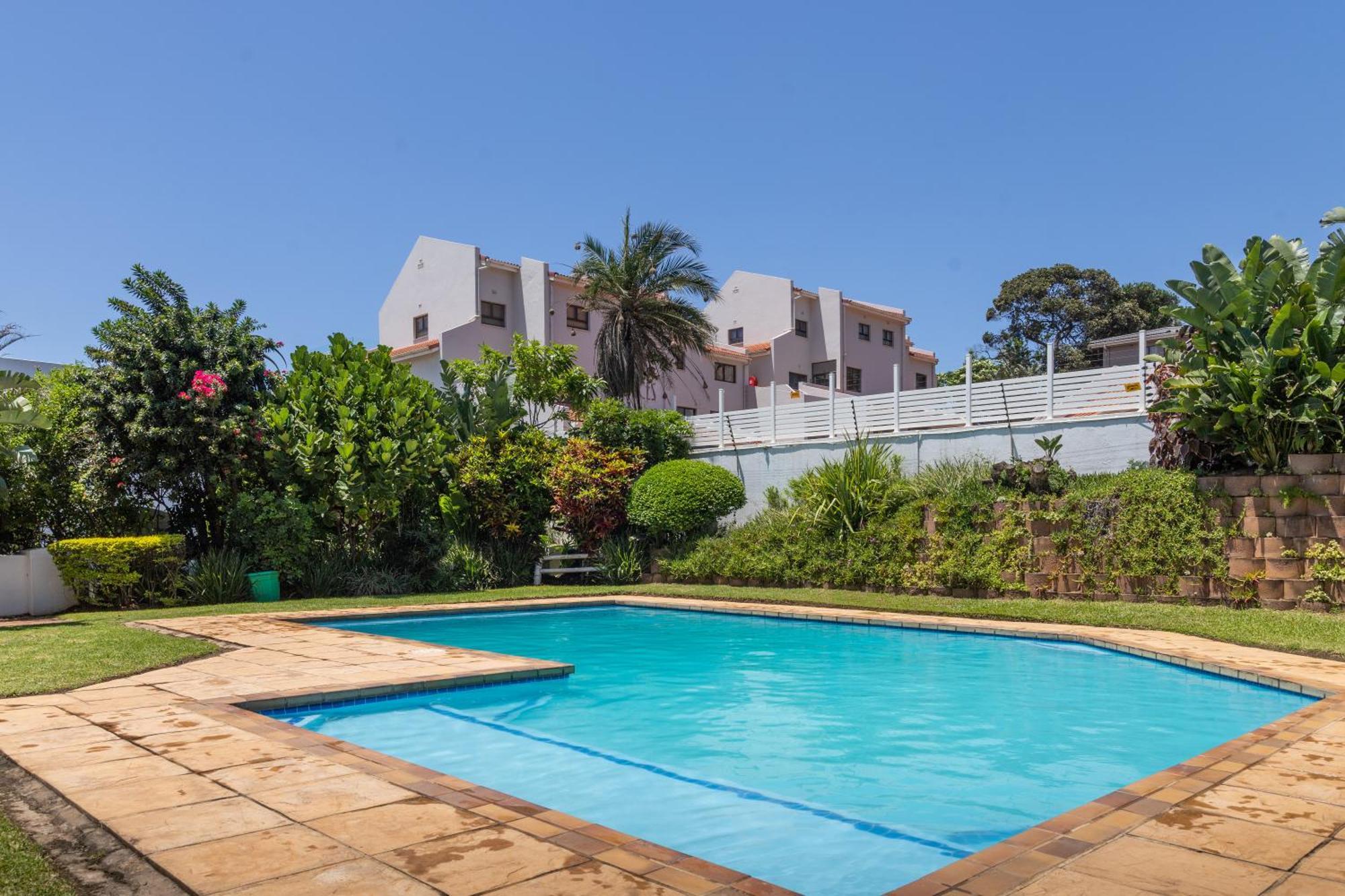 בליטו Skiathos At Beachfront Apartments In Shakas Rock מראה חיצוני תמונה